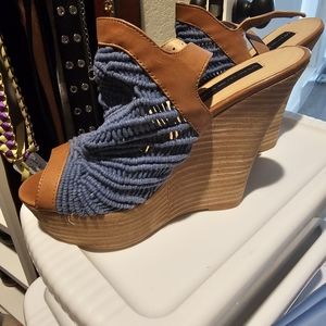 Steve Madden platform sandal